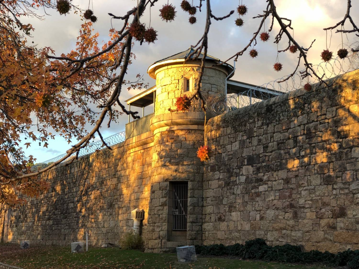 You are currently viewing BEECHWORTH – ALL LOCKED UP!